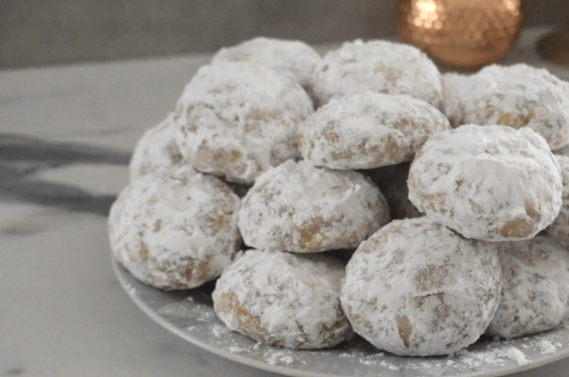 Greek Butter Cookies (Kourabiedes) | Christmas Recipes