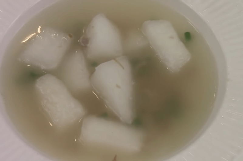 Chinese Winter Melon (冬瓜汤 - Dōngguā Tāng)