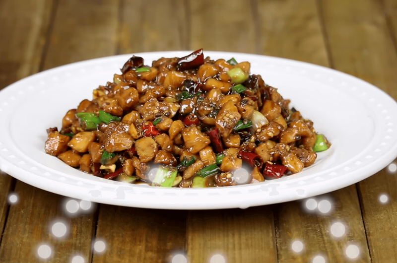 Chinese Kung Pao Chicken | (宫保鸡 - Gōng Bǎo Jī)