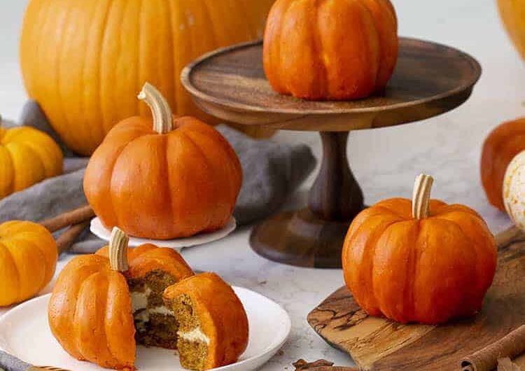 American Mini Pumpkin Cake | Halloween Recipes